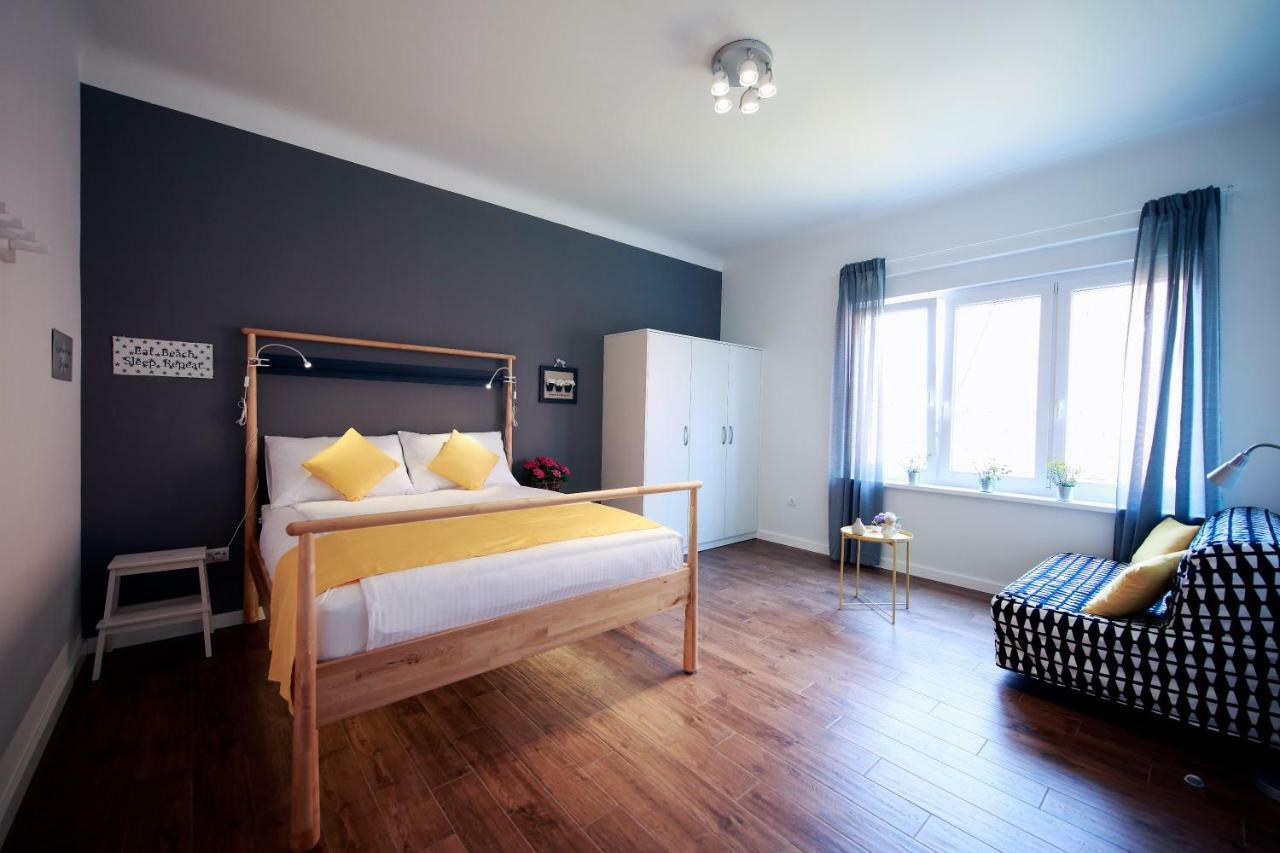 Tkalcha4U Appartement Zagreb Buitenkant foto