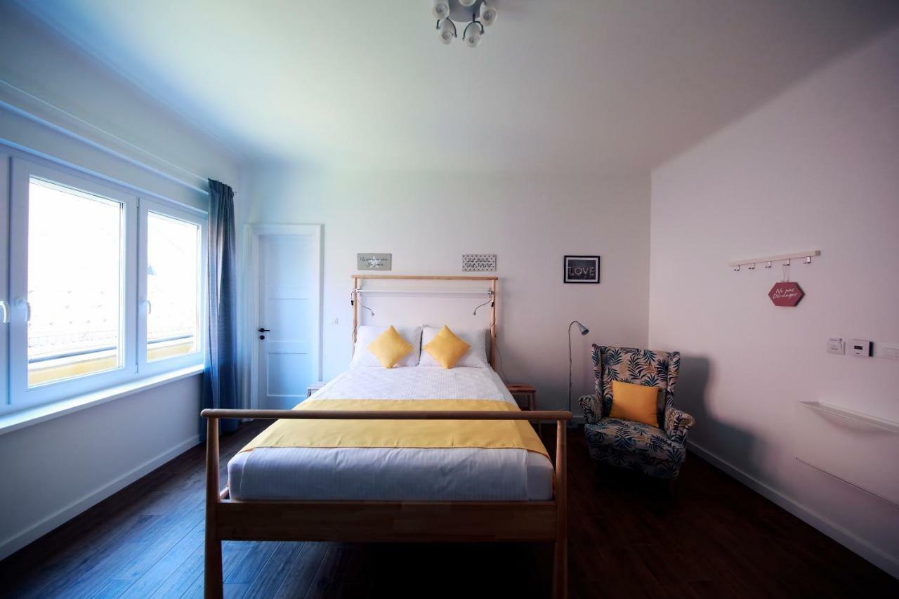 Tkalcha4U Appartement Zagreb Buitenkant foto