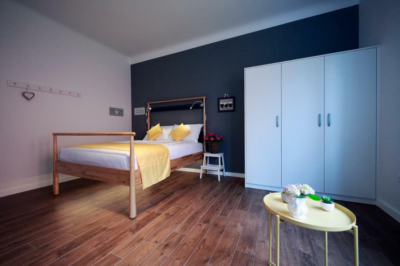 Tkalcha4U Appartement Zagreb Buitenkant foto